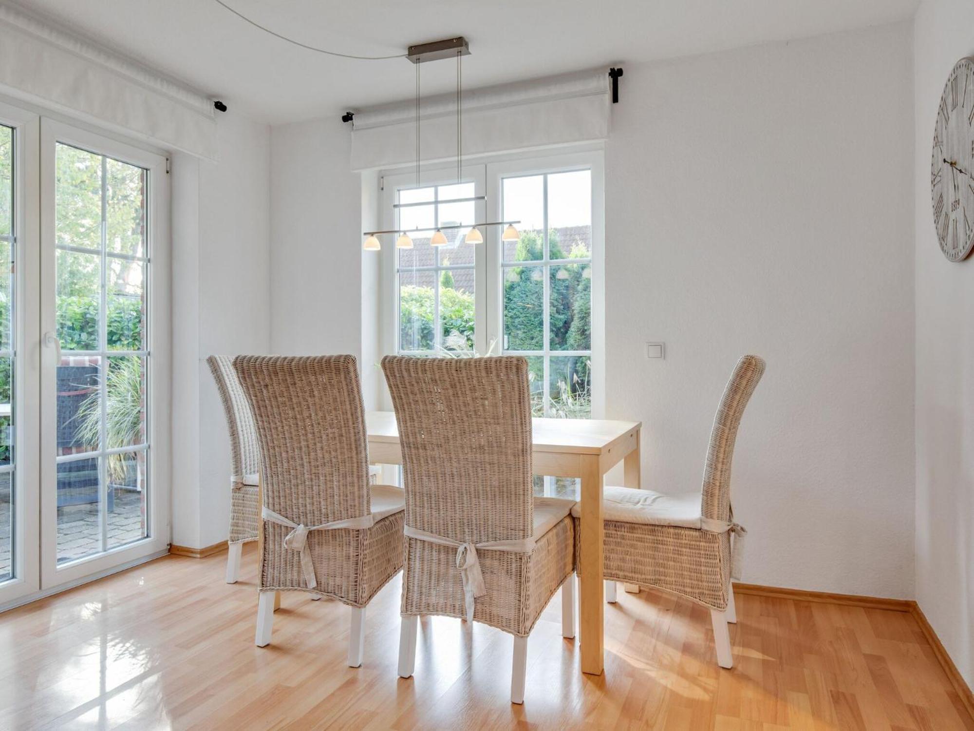 Dannau Enticing Holiday Home In Oldenburg With Garden Near Sea מראה חיצוני תמונה